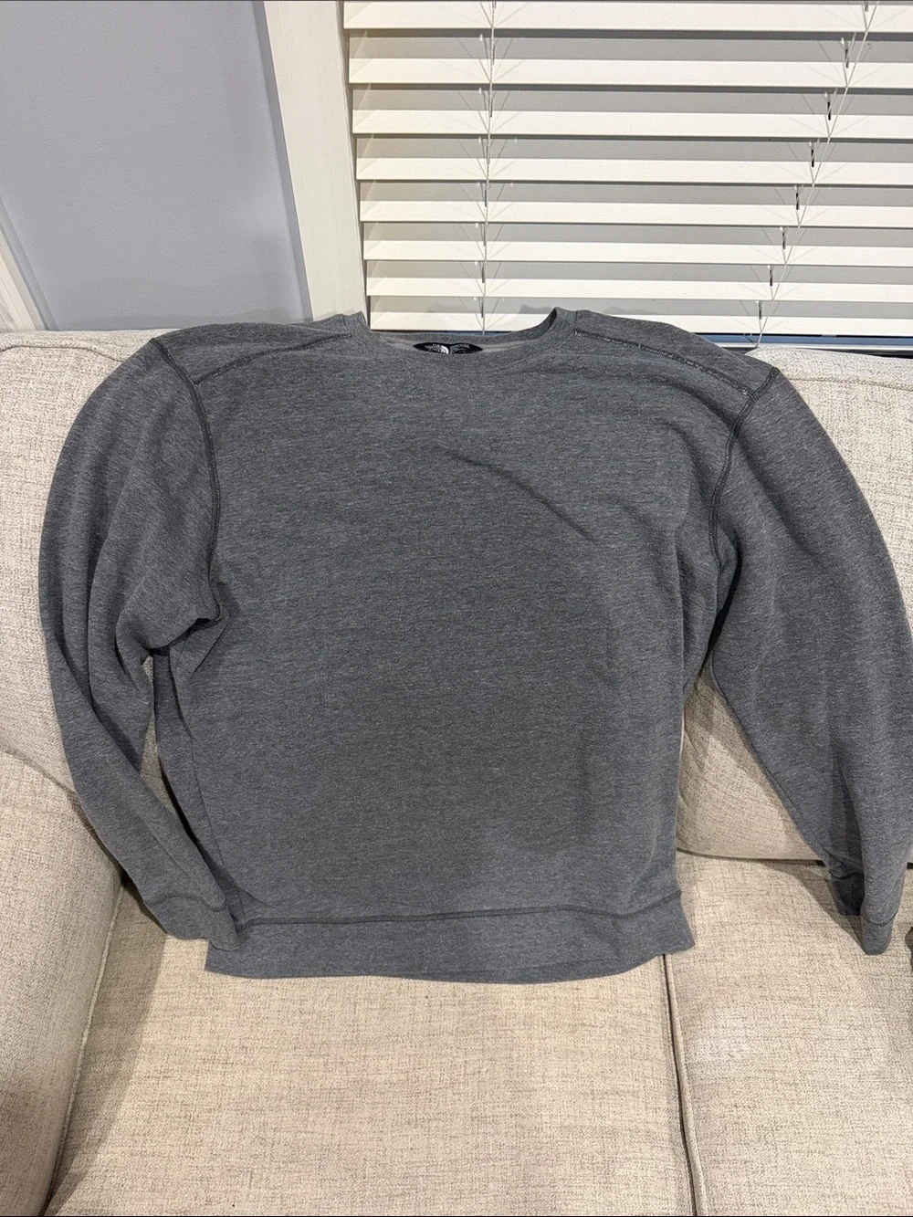 The North Face Men's Crewneck Sweater - Charcoal Gray